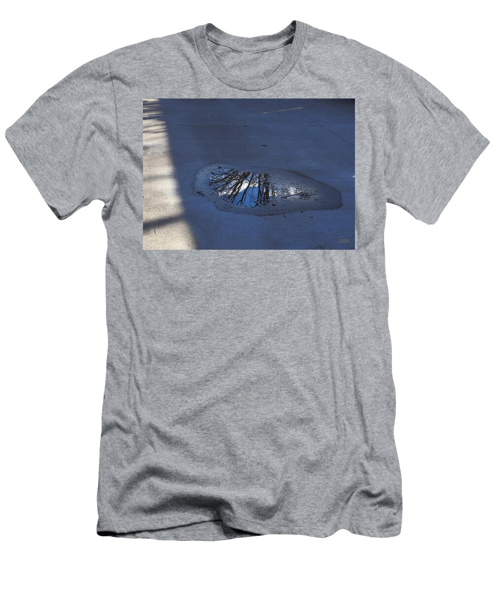 Landscape T-Shirt featuring the photograph Alley Portal #2 by Richard Thomas