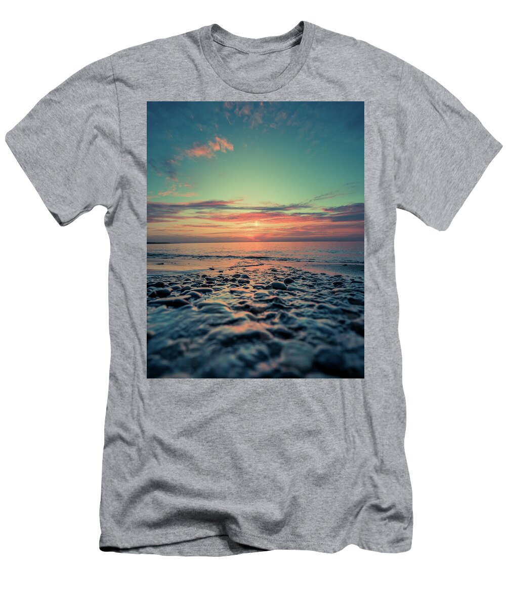 Beach T-Shirt featuring the photograph Lake Erie Sunset #27 by Dave Niedbala