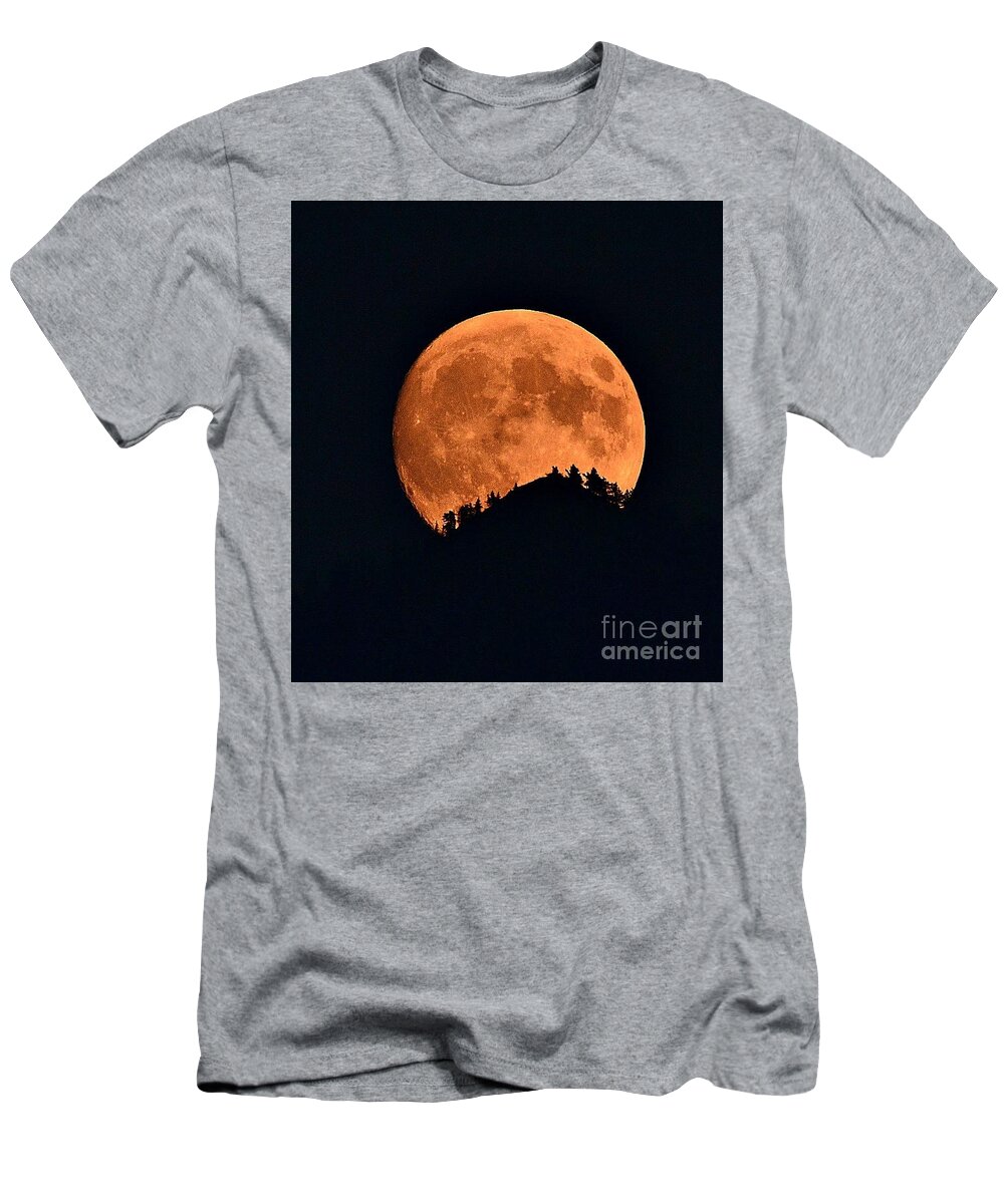 Full Moon T-Shirt featuring the photograph Bad Moon Rising by Dorrene BrownButterfield