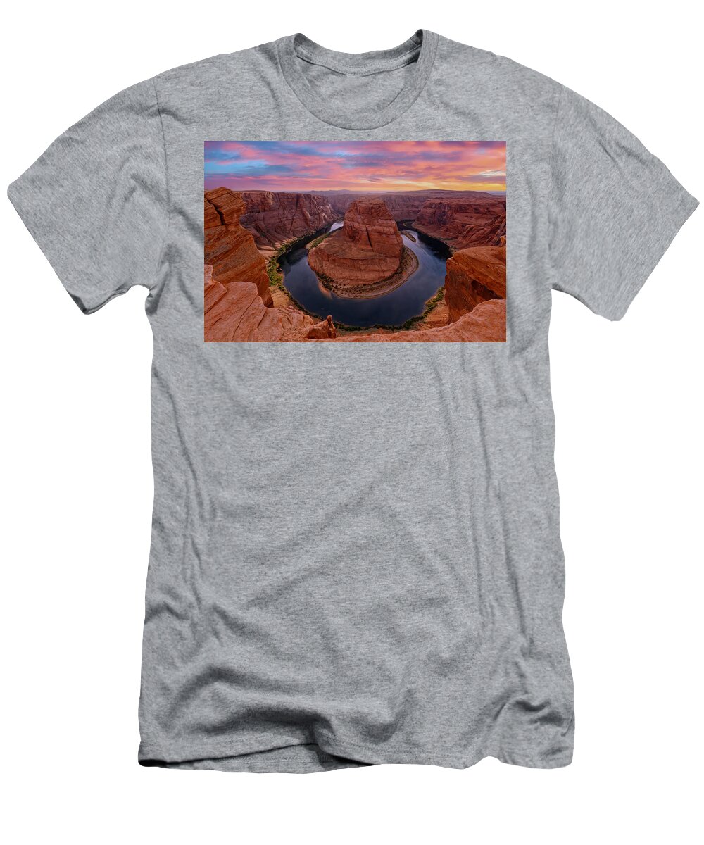 Horseshoe Bend T-Shirt featuring the photograph Curved by Jonathan Davison