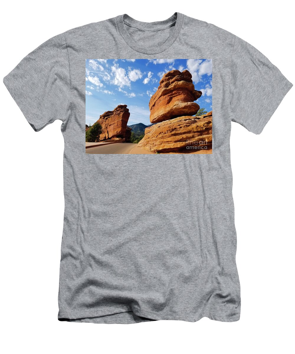 Garden Of The Gods T-Shirt featuring the photograph Garden of the Gods Pass by Elizabeth M