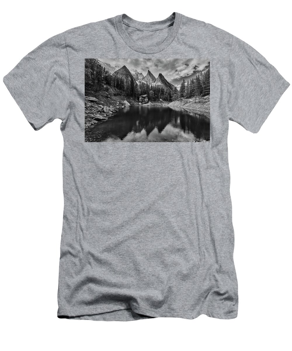 Lago Verde T-Shirt featuring the photograph Lake in the Alps by Jon Glaser