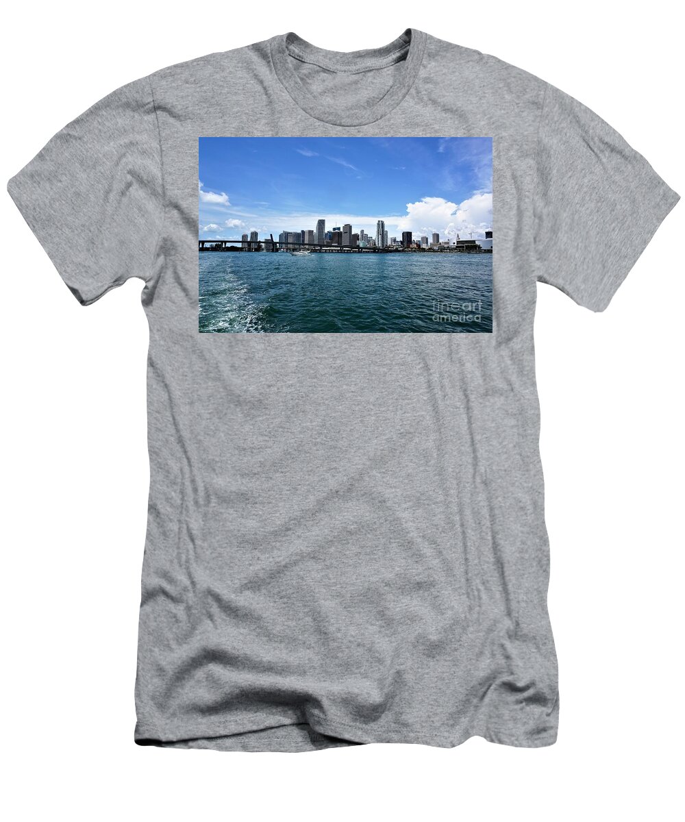 Miami T-Shirt featuring the photograph Miami1 by Merle Grenz