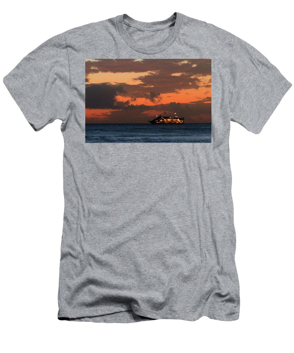 Hawaii T-Shirt featuring the photograph Sunset Cruise by Briand Sanderson