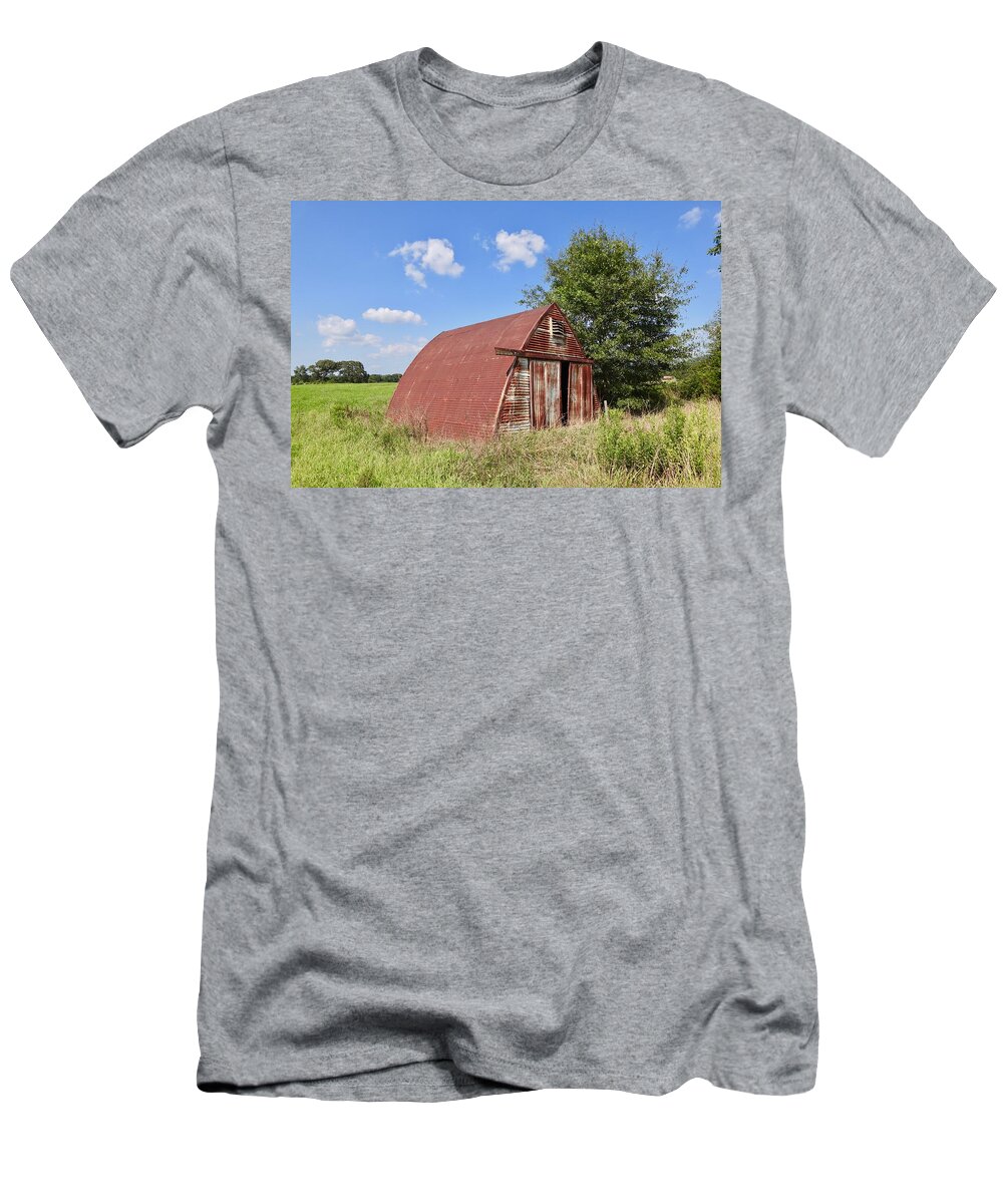 Shed T-Shirt featuring the photograph The Shed at Vigo by Steven Gordon