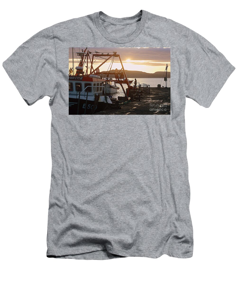 Waiting For The Boat T-Shirt featuring the photograph Waiting for the Boat by Andy Thompson