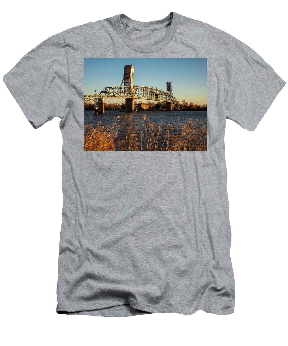 Bristrol T-Shirt featuring the photograph Burlington Bristol Bridge #1 by Louis Dallara