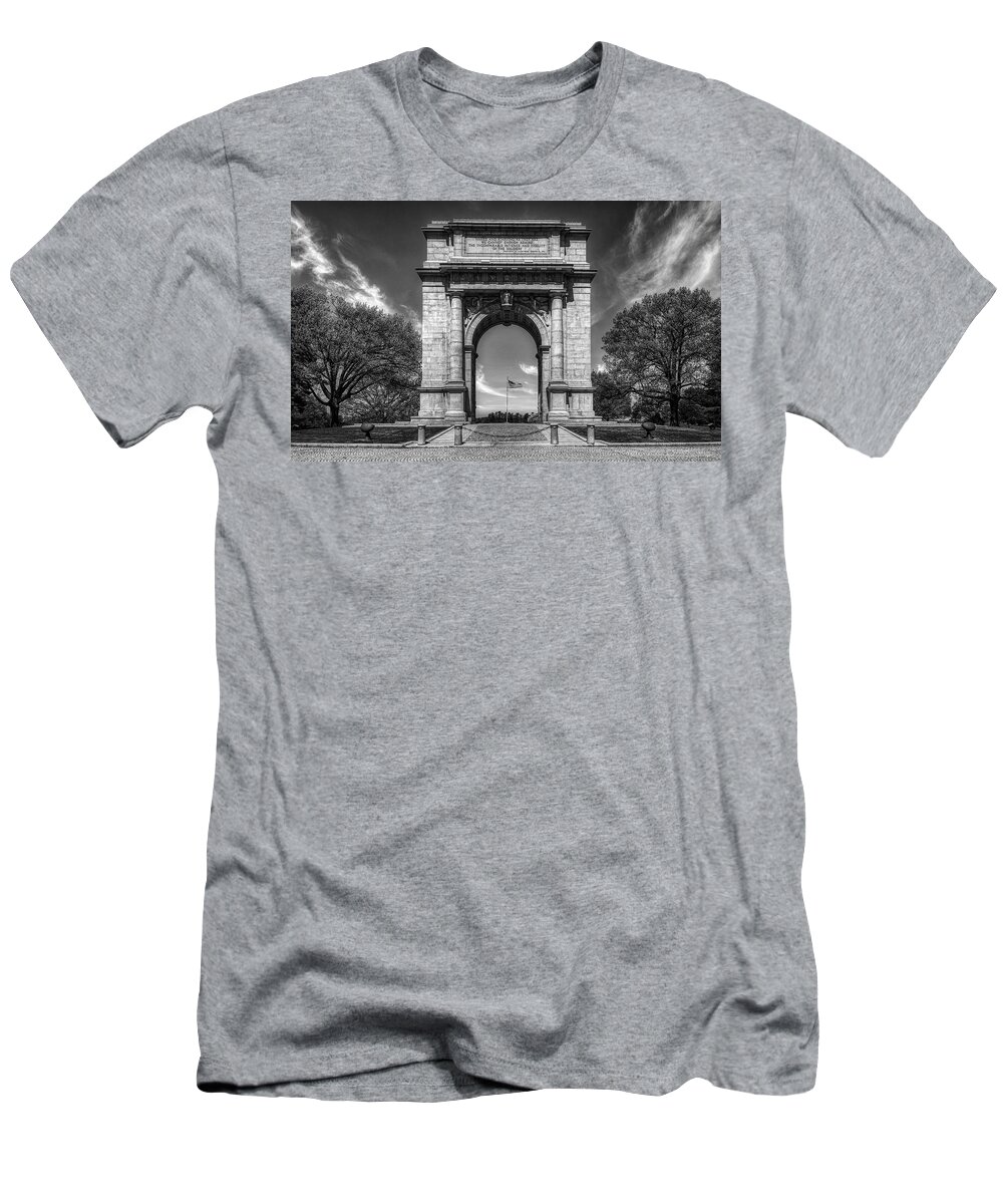 National Memorial Arch T-Shirt featuring the photograph The National Memorial Arch - Valley Forge #1 by Mountain Dreams