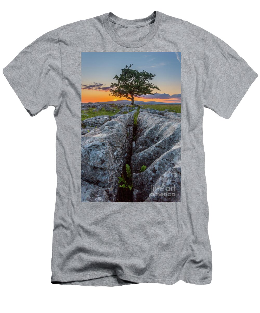 England T-Shirt featuring the photograph Winskill Stones by Tom Holmes
