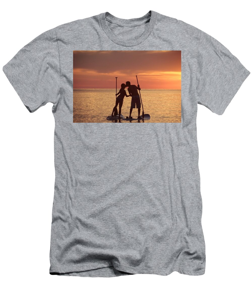 Horizontal Photo T-Shirt featuring the photograph A Kiss at Sunset by Valerie Collins