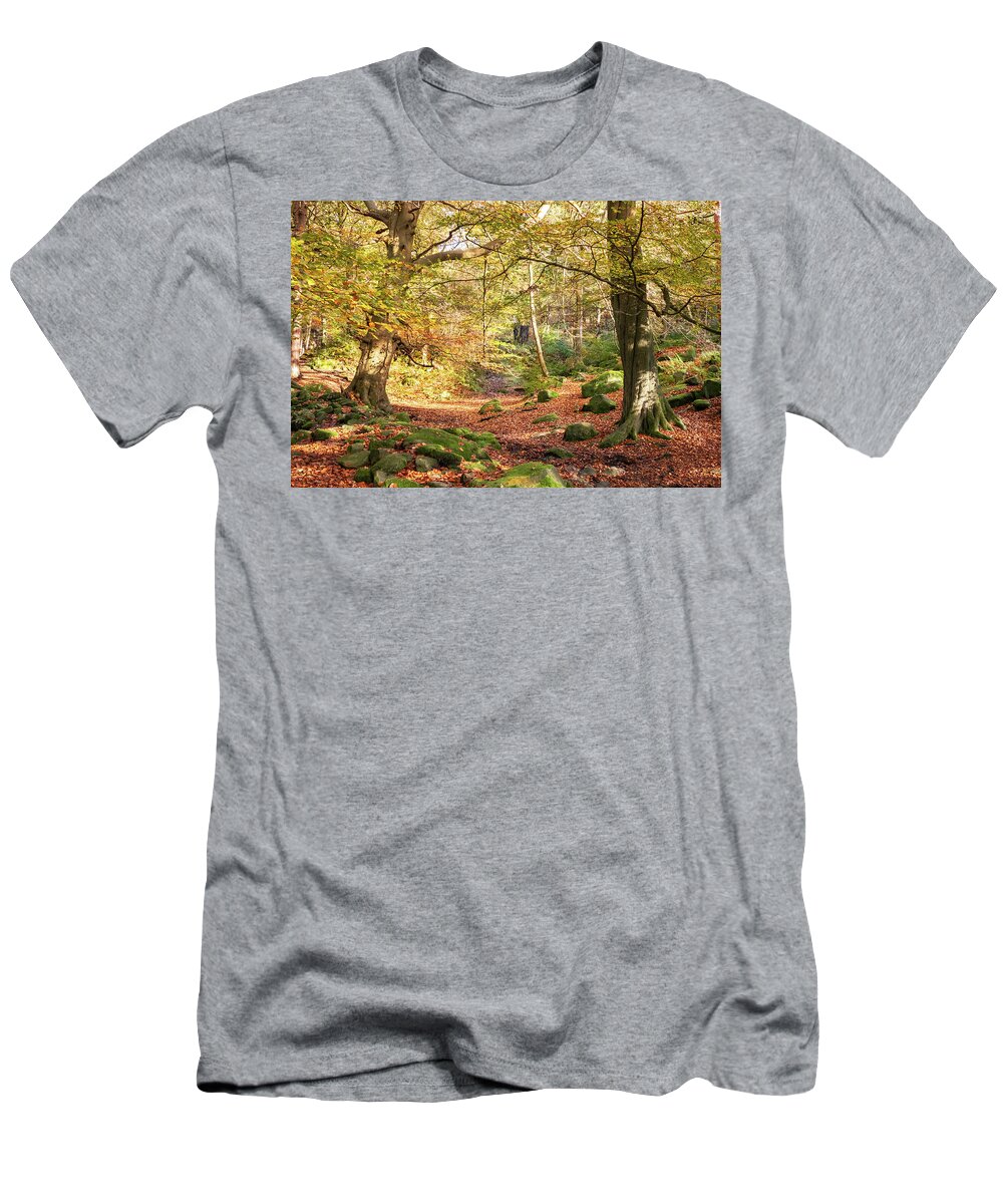 Autumn T-Shirt featuring the photograph Autumn colours by Sue Leonard