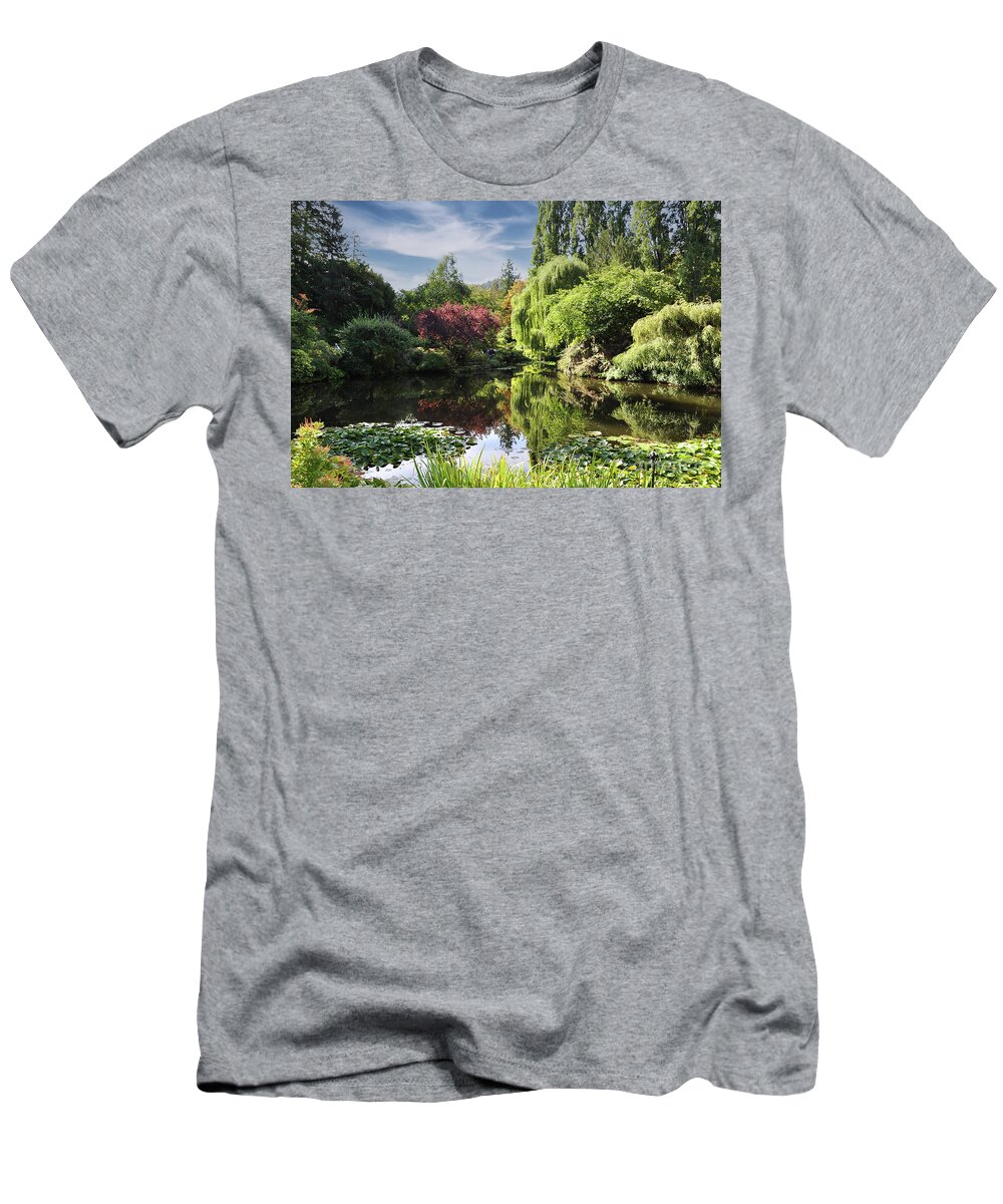 Butchart Gardens T-Shirt featuring the photograph Butchart Gardens Pond by Kirt Tisdale