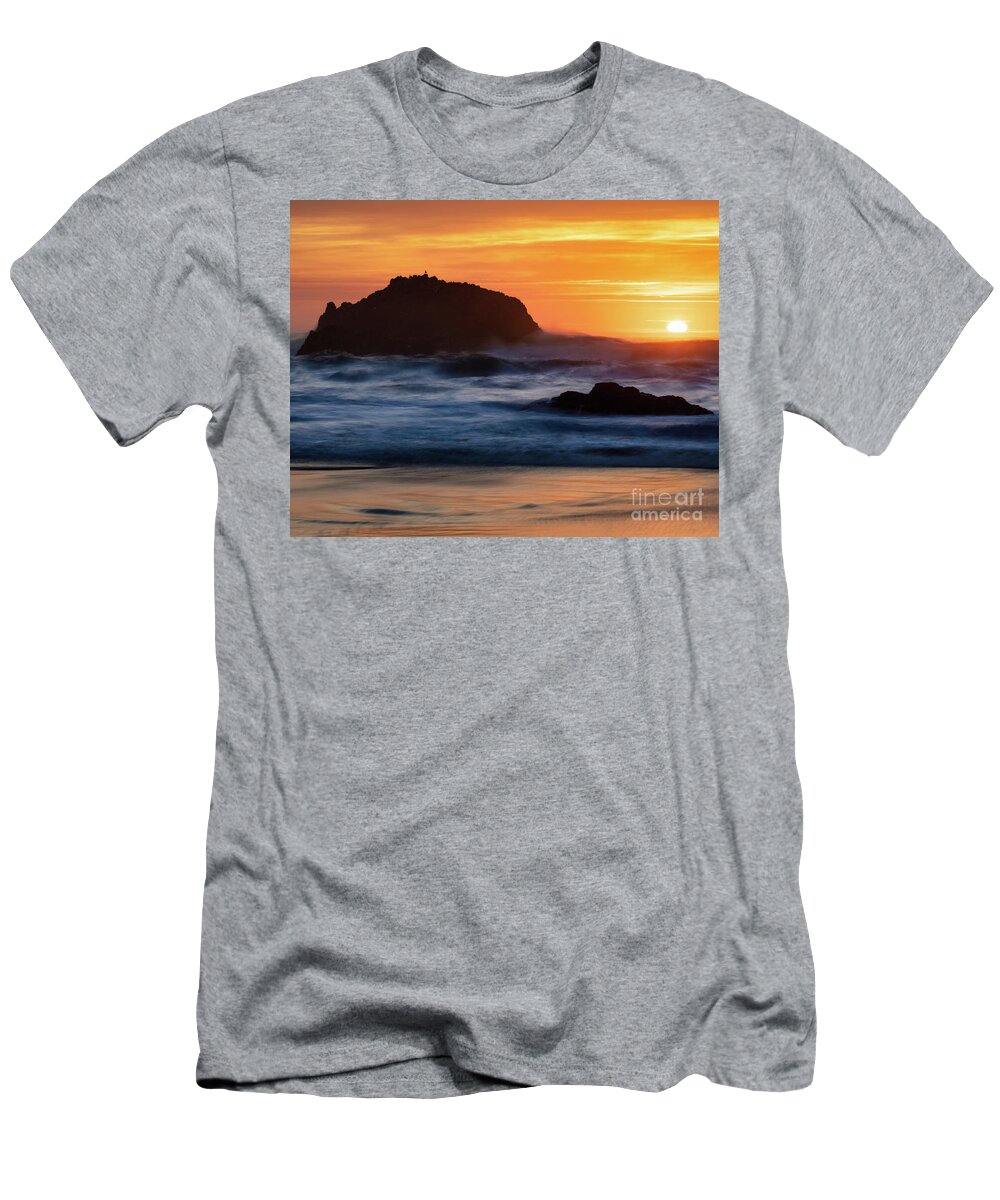 Oregon T-Shirt featuring the photograph Colorful sunset by Izet Kapetanovic