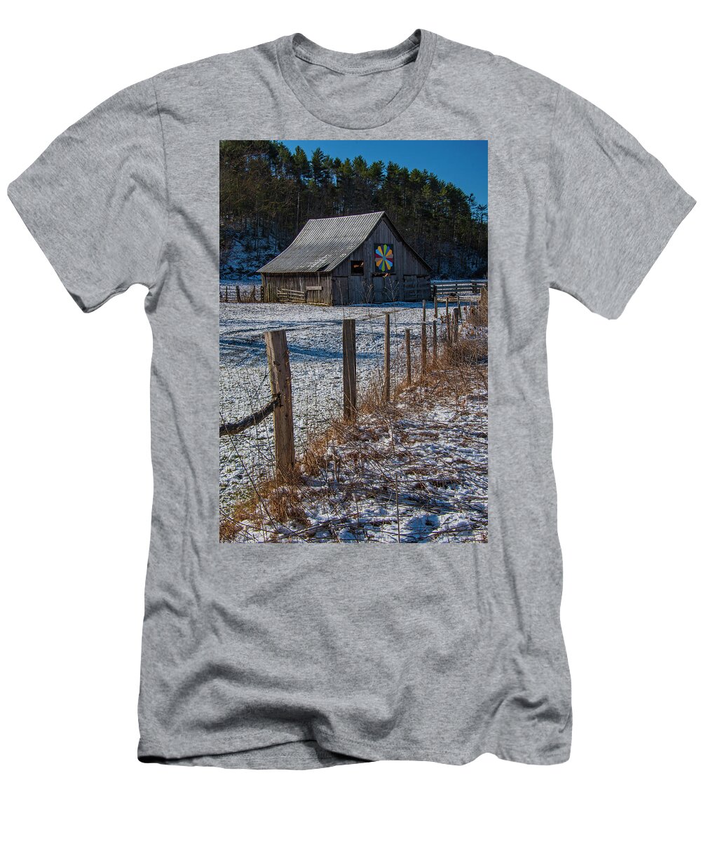West Virginia T-Shirt featuring the photograph Country Life by Melissa Southern