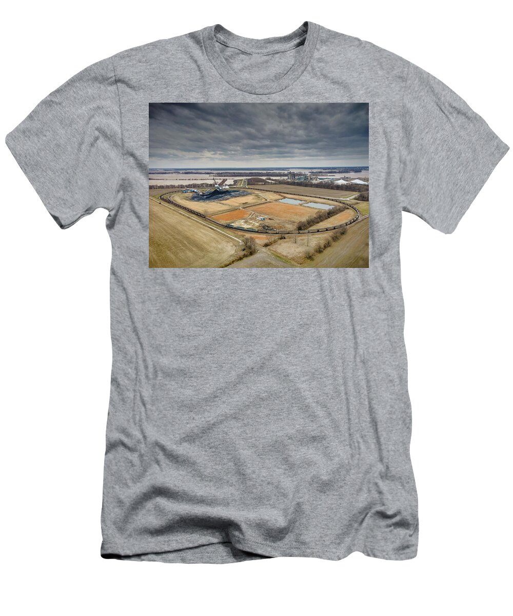 Railroad T-Shirt featuring the photograph EVWR coal train chases it's tail at Mount Vernon, Indiana by Jim Pearson