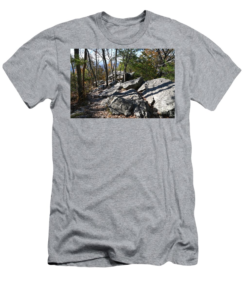 House Mountain T-Shirt featuring the photograph House Mountain 20 by Phil Perkins