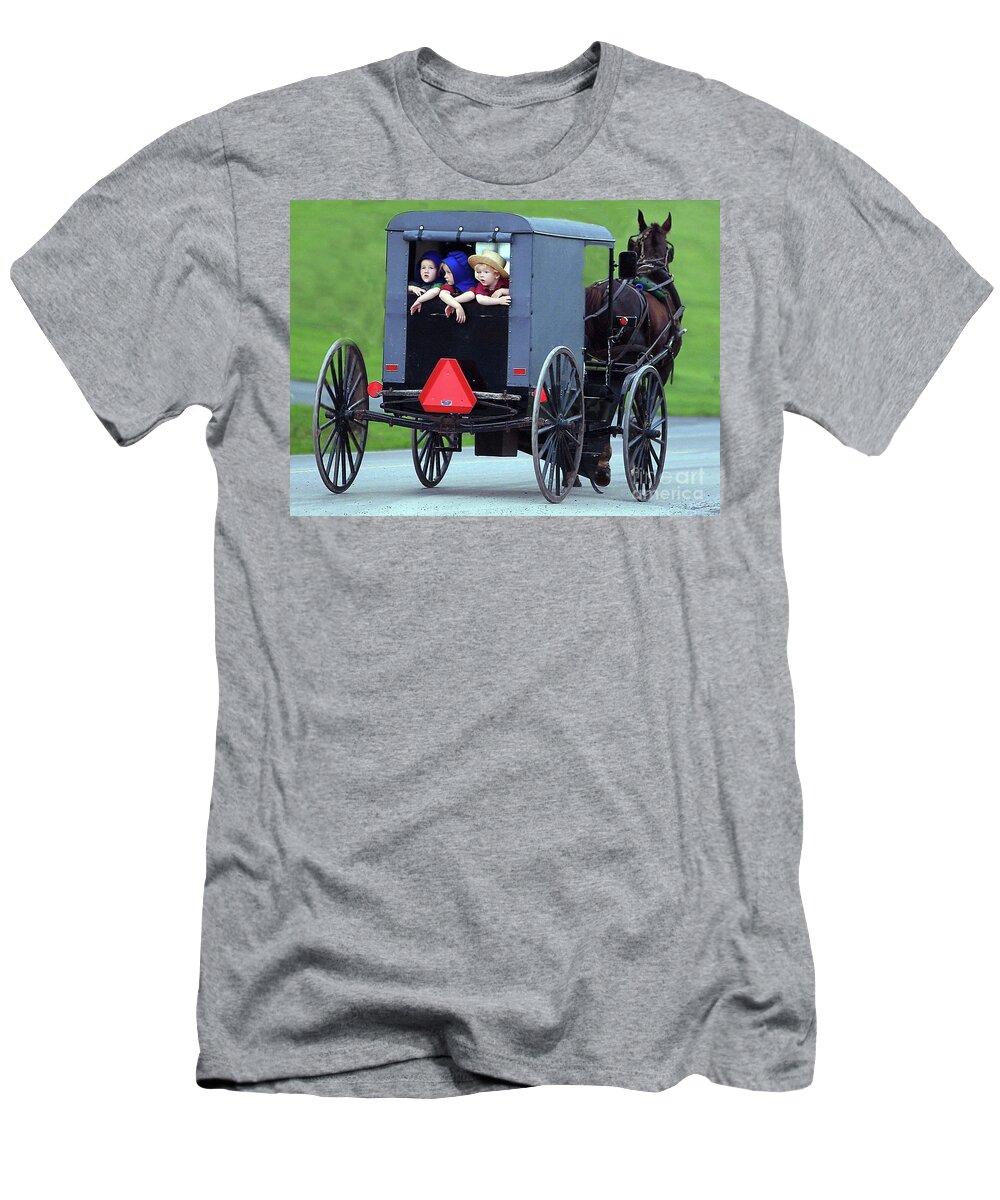 Lancaster T-Shirt featuring the photograph Landscape_Lancaster County Pennsylvania_Amish Country Tour by Randy Matthews