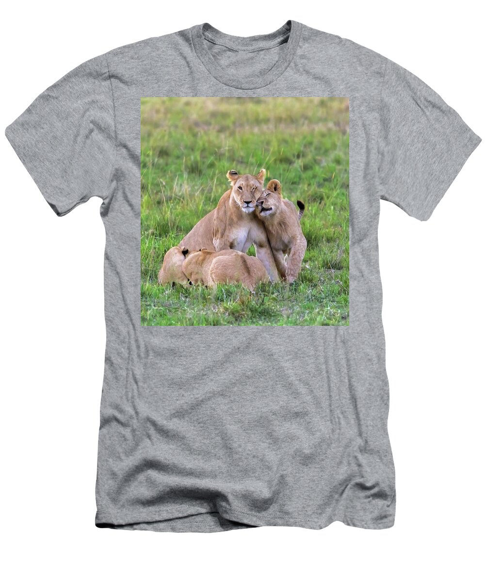 Africa T-Shirt featuring the photograph Lovin' and Snackin' by Laura Hedien