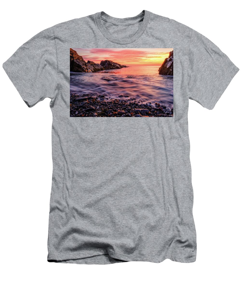 New Hampshire T-Shirt featuring the photograph Marginal Ways by Jeff Sinon