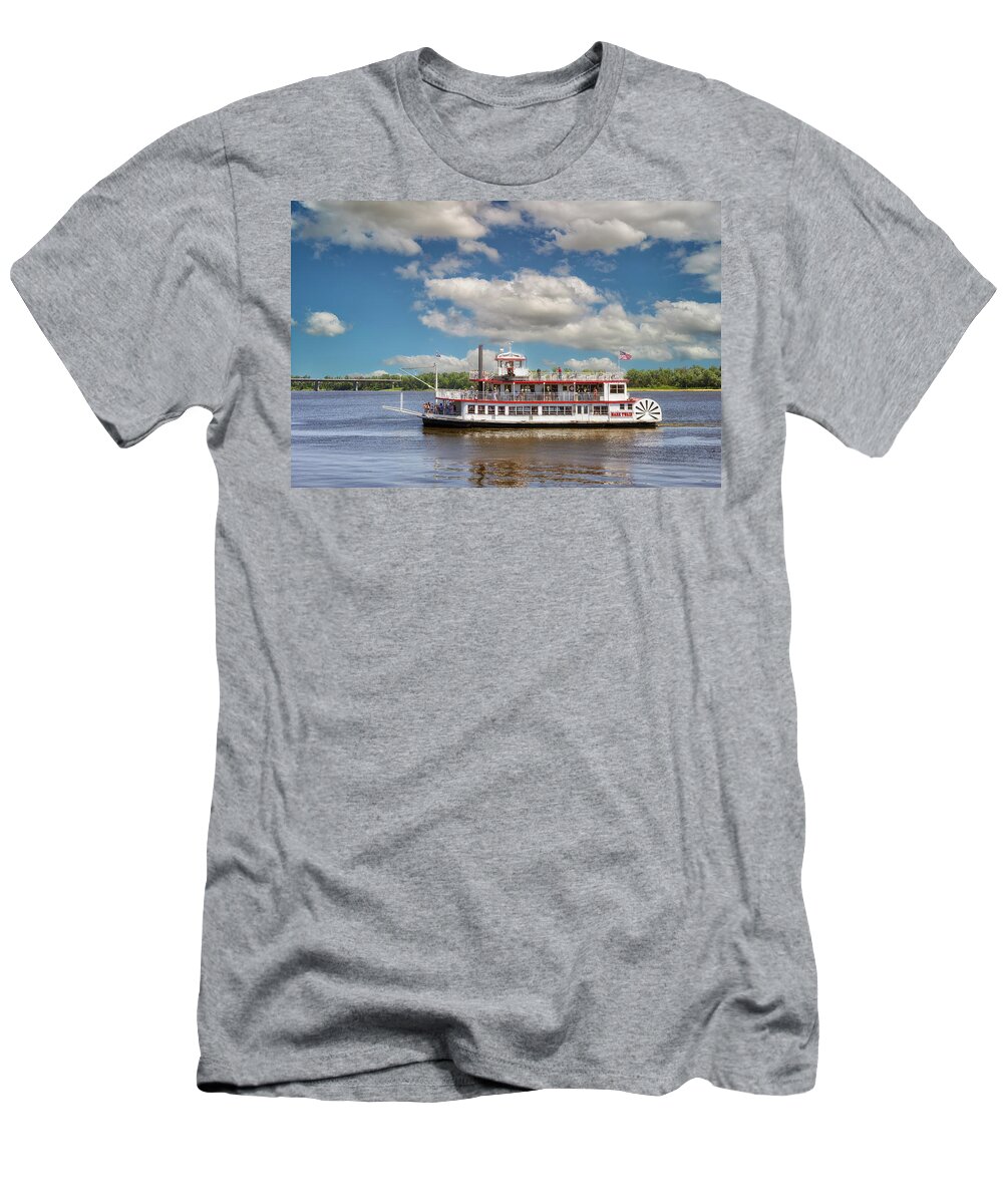 Mark Twain Riverboat T-Shirt featuring the photograph Mark Twain Riverboat - Hannibal, Missouri by Susan Rissi Tregoning