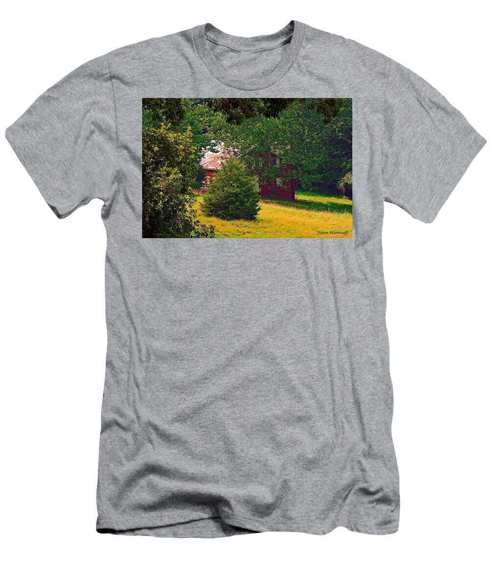 Fenton T-Shirt featuring the photograph The Red Barn by Steve Warnstaff