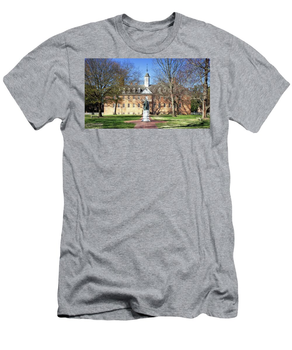 Wren Building T-Shirt featuring the photograph The Wren Building - Williamsburg, Virginia by Susan Rissi Tregoning