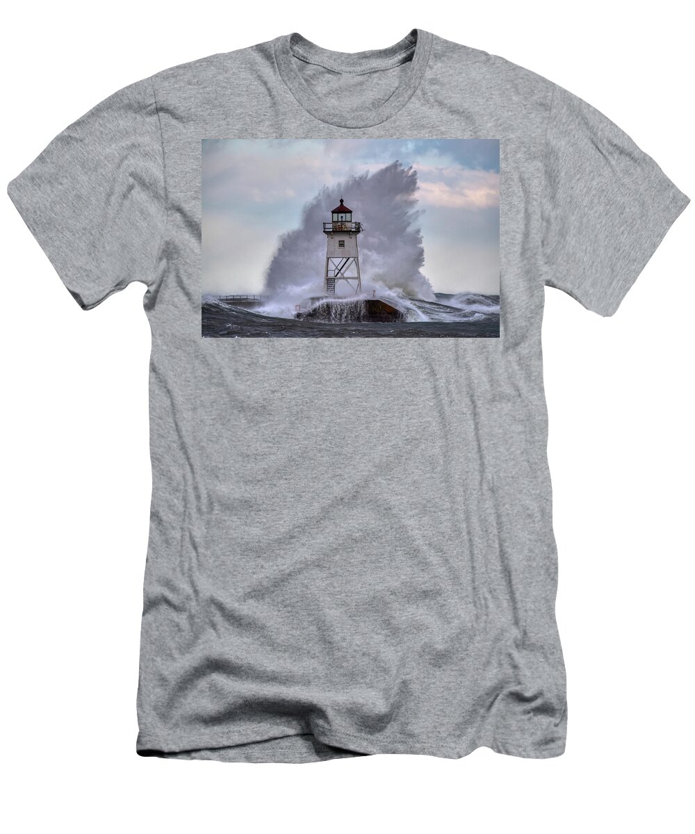 Lighthouse T-Shirt featuring the photograph Waves by Paul Freidlund
