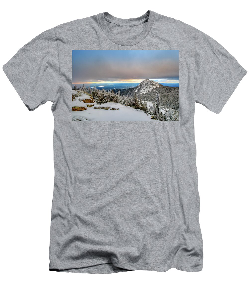 52 With A View T-Shirt featuring the photograph Winter Sky Over Mount Chocorua by Jeff Sinon