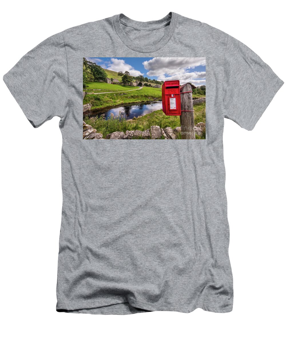 Yorkshire T-Shirt featuring the photograph Yockenthwaite by Tom Holmes