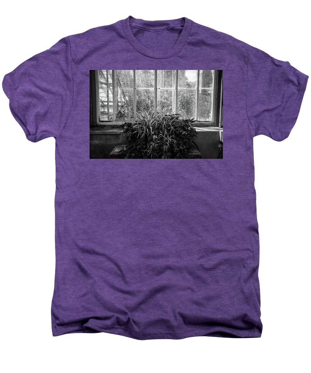 Allan Men's Premium T-Shirt featuring the photograph Allan Gardens #1 by Ross Henton