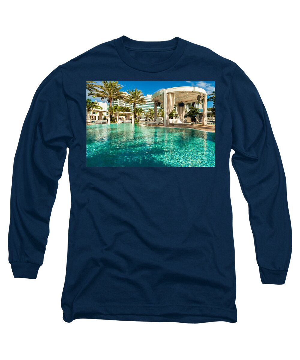 Architecture Long Sleeve T-Shirt featuring the photograph Fontainebleau Hotel by Raul Rodriguez