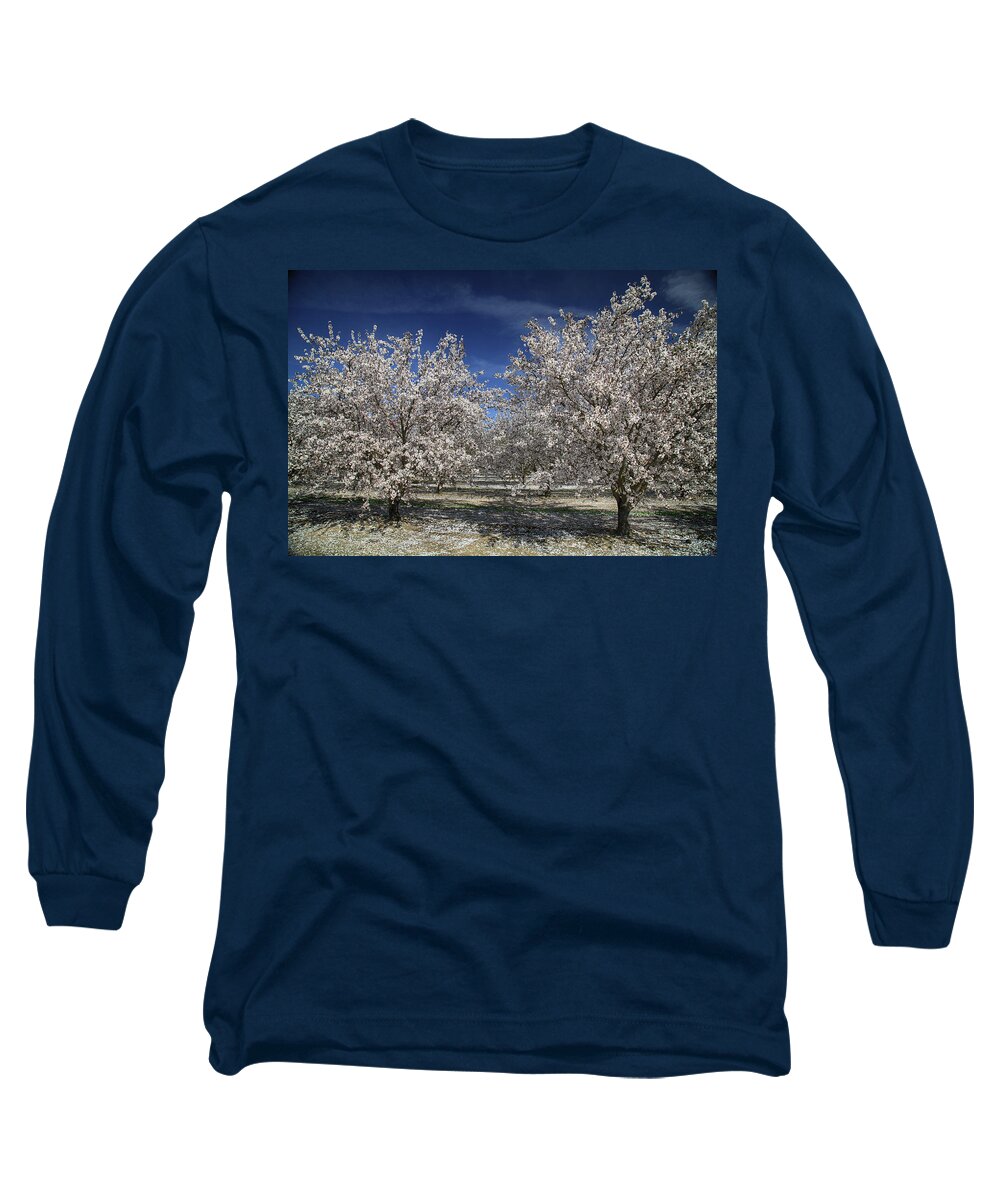 Fresno Long Sleeve T-Shirt featuring the photograph Hopes and Dreams by Laurie Search