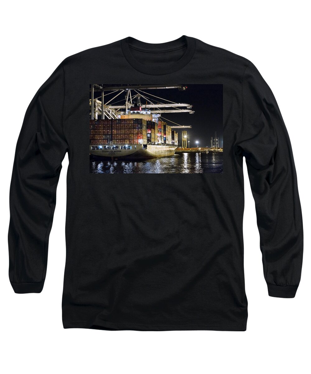 Port Of Long Beach Long Sleeve T-Shirt featuring the photograph Brooklyn Bridge By Denise Dube by Denise Dube