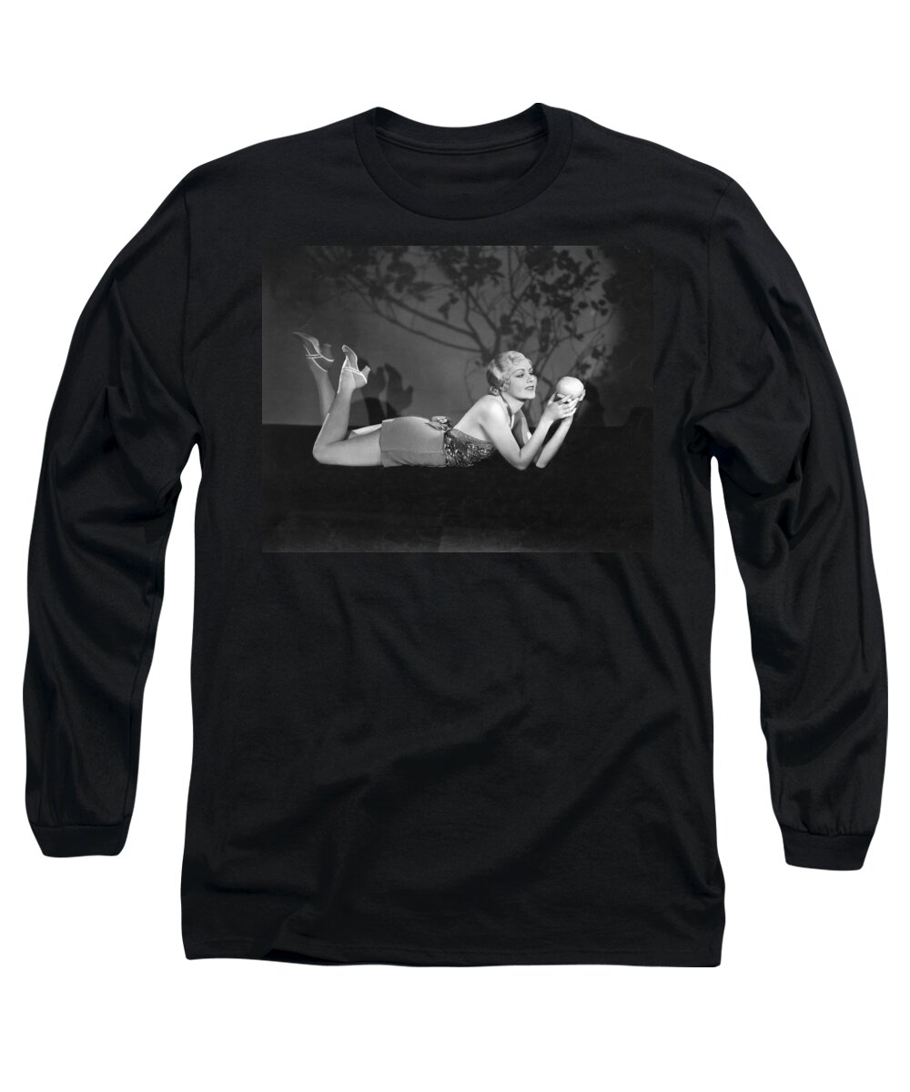 1 Person Long Sleeve T-Shirt featuring the photograph Contemplating A Grapefruit by Elmer Fryer