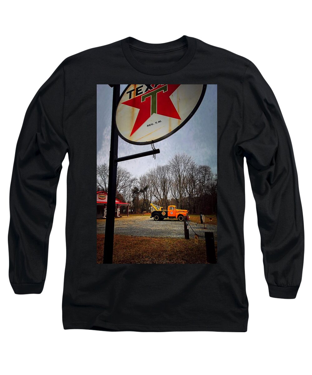 Americana Long Sleeve T-Shirt featuring the photograph Mr. Towed's magical ride by Robert McCubbin