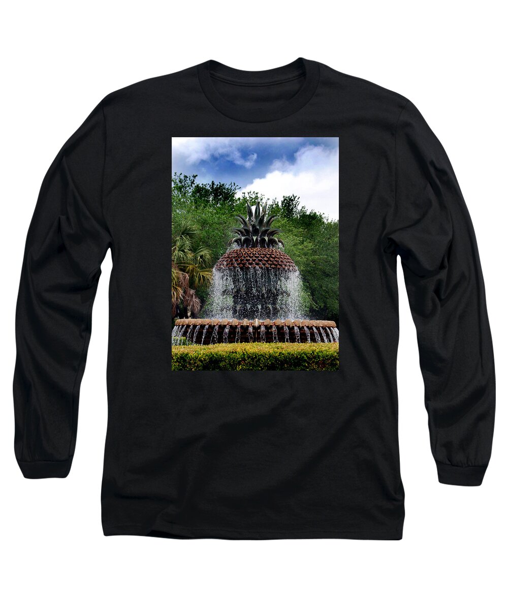 Park Long Sleeve T-Shirt featuring the photograph Pineapple Fountain by Skip Willits