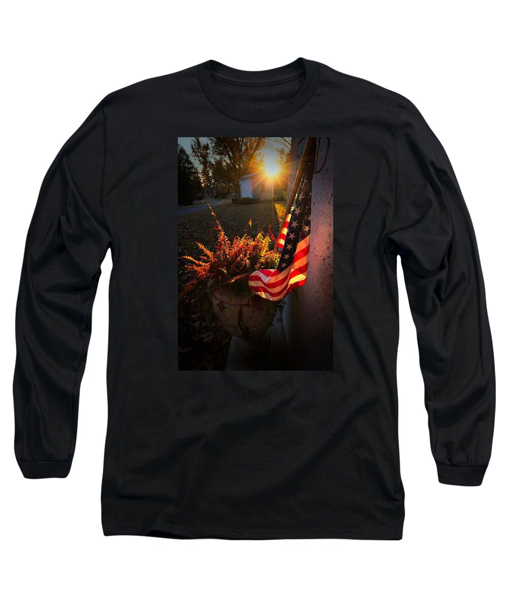 Patriotic Long Sleeve T-Shirt featuring the photograph Thank You For Serving by Robert McCubbin