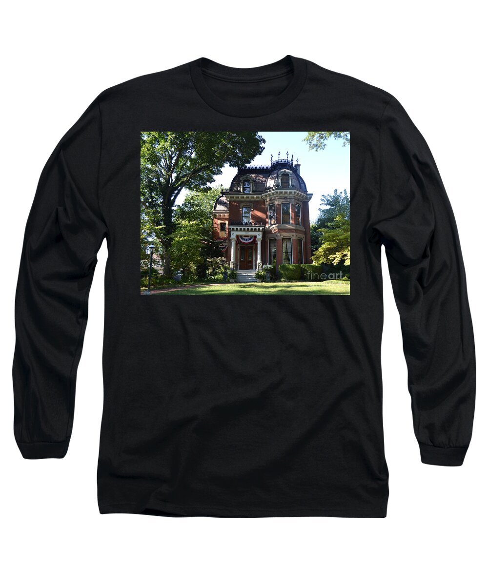 Pamela Briggs Luther Long Sleeve T-Shirt featuring the photograph Victorian Beauty by Luther Fine Art