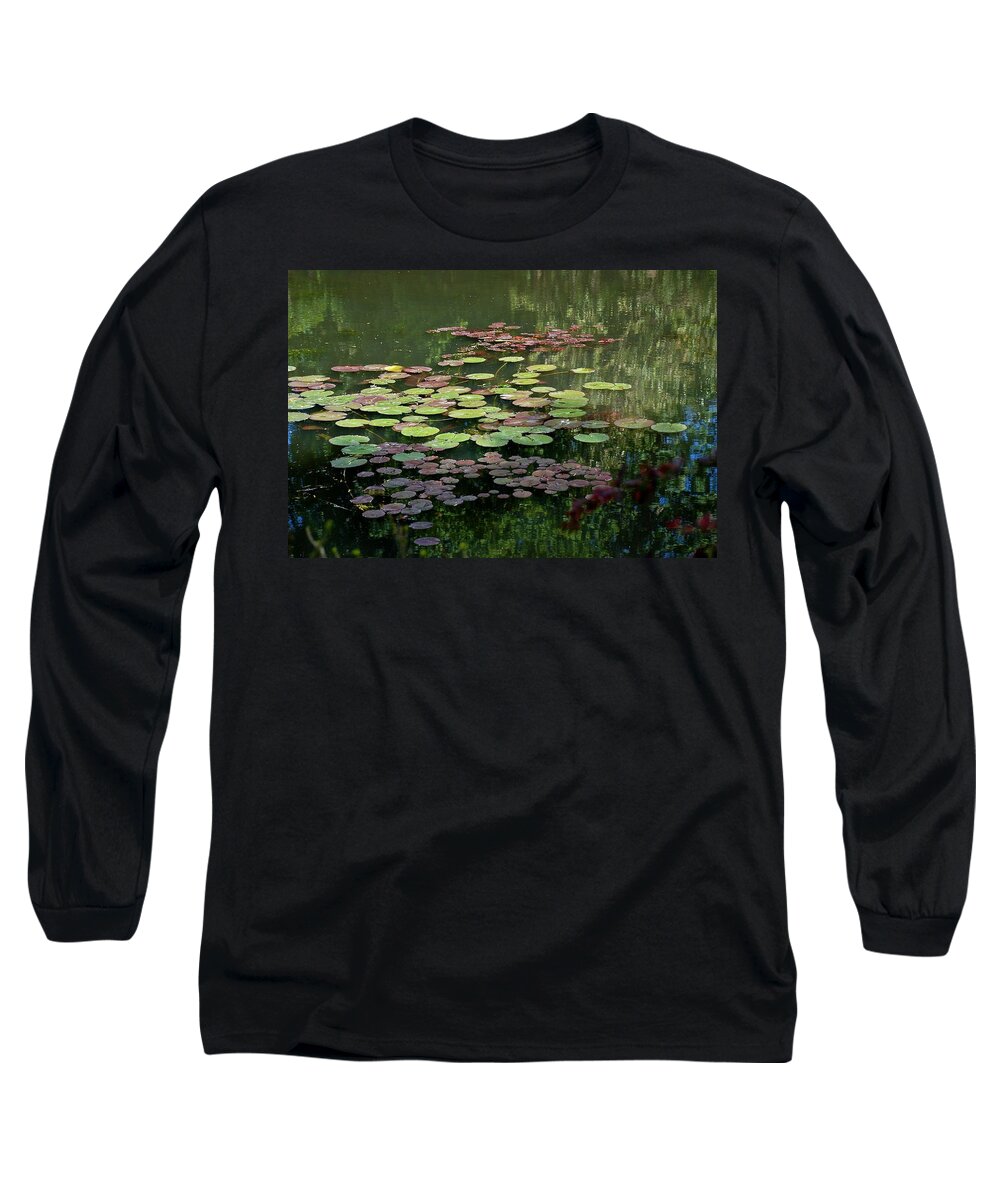 Lily Pads Long Sleeve T-Shirt featuring the photograph Giverny Lily Pads by Eric Tressler