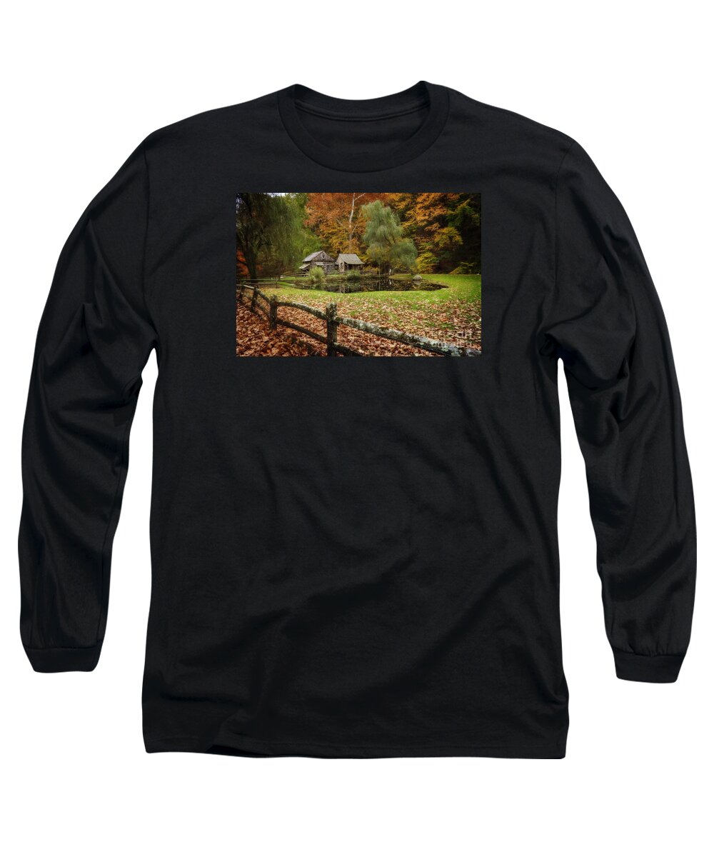 (architecture Or Architectural) Long Sleeve T-Shirt featuring the photograph Autumn At Cuttalossa Farm V by Debra Fedchin