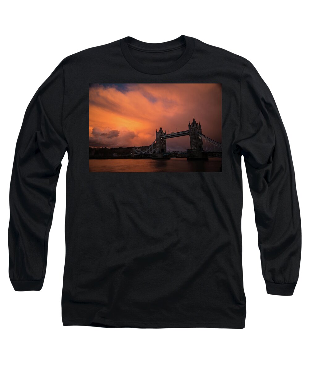 London Long Sleeve T-Shirt featuring the photograph Chasing Clouds by Alex Lapidus