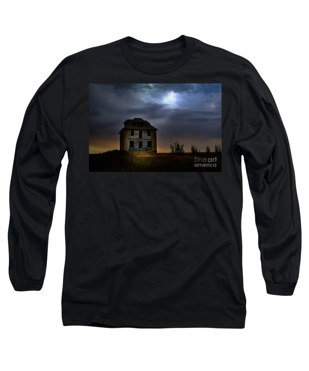 House Long Sleeve T-Shirt featuring the digital art Haunted House by Jim Hatch