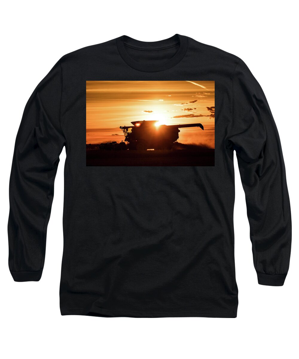 Harvester Long Sleeve T-Shirt featuring the photograph Last Bit of Sun by Todd Klassy
