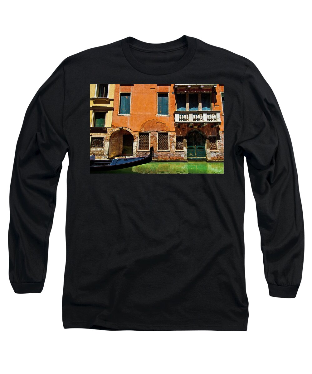 Orange Building Long Sleeve T-Shirt featuring the photograph Orange Building and Gondola by Harry Spitz