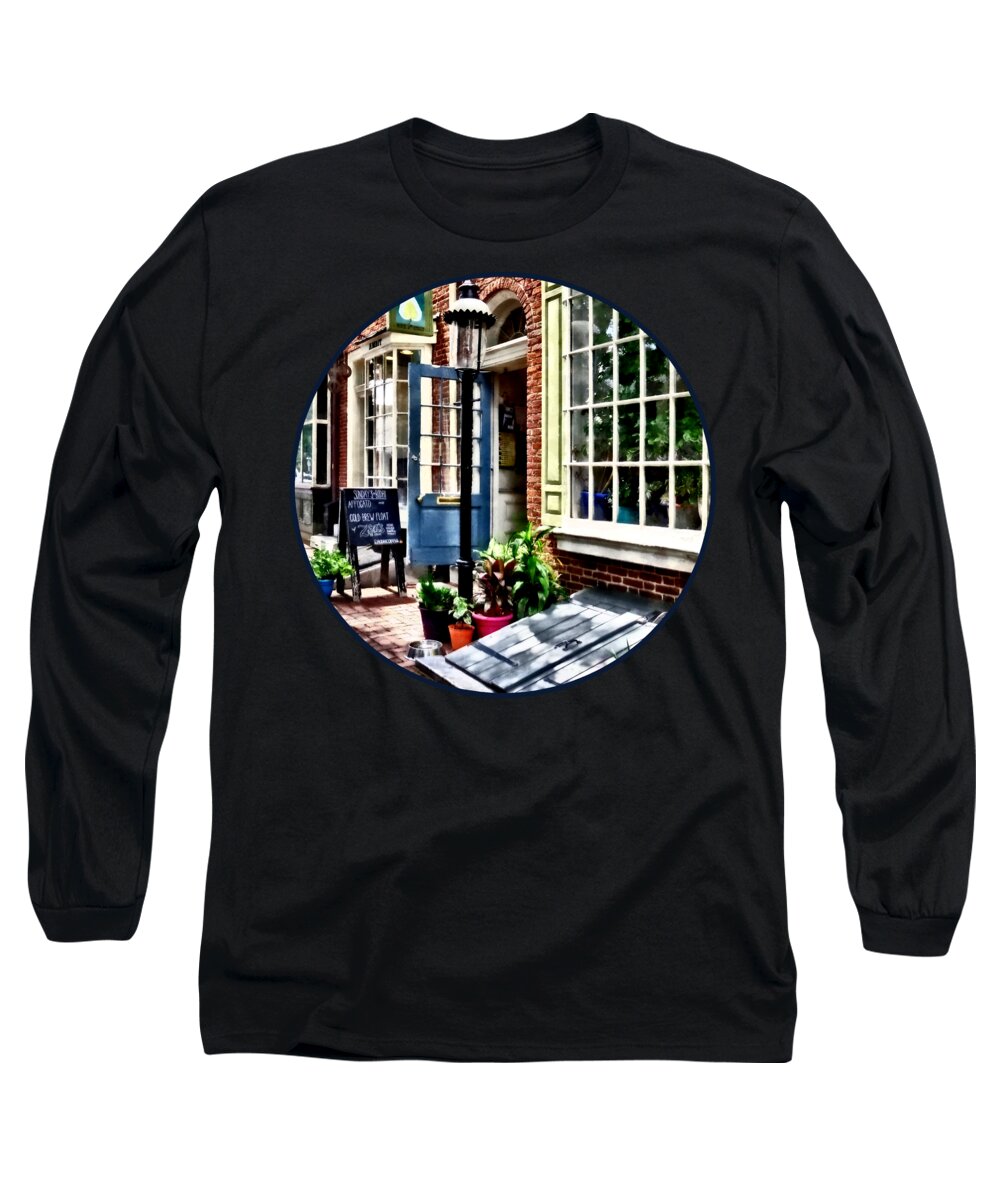 Philadelphia Long Sleeve T-Shirt featuring the photograph Philadelphia PA Coffeehouse by Susan Savad