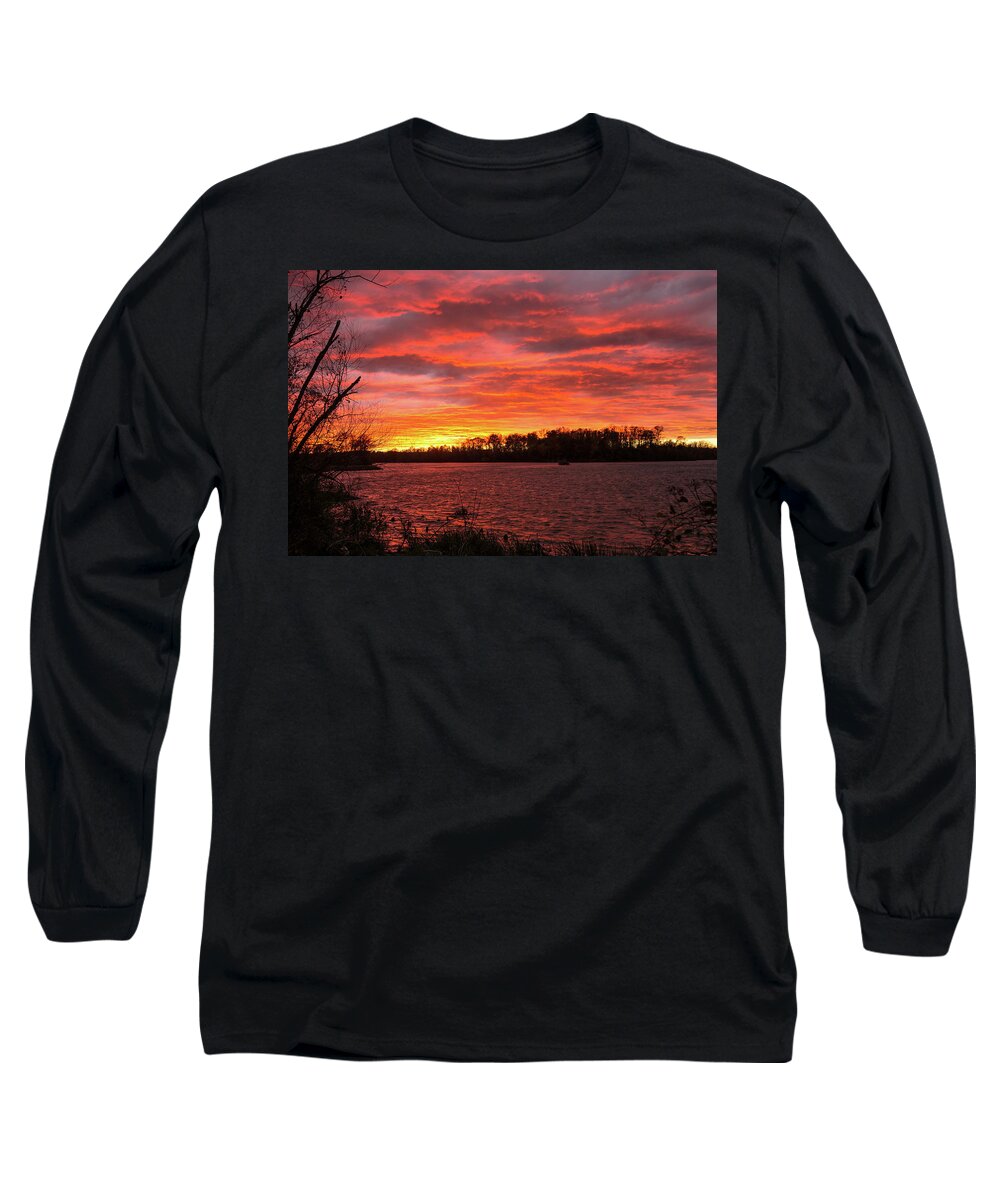 Rivers Bend Sunset Long Sleeve T-Shirt featuring the photograph Rivers Bend Sunset by Jemmy Archer