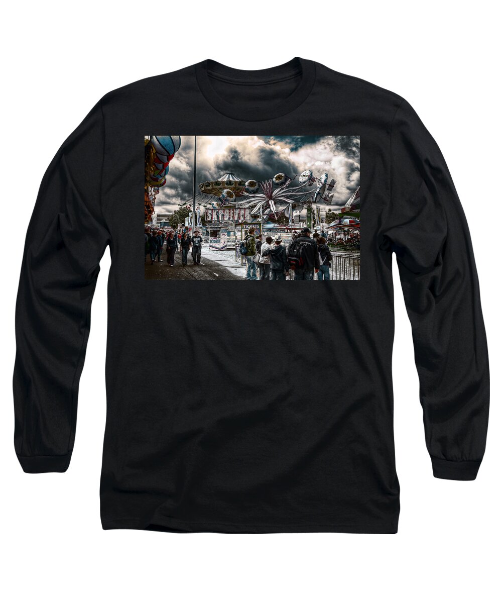 Adelaide Long Sleeve T-Shirt featuring the photograph Sideshow Alley #1 by Wayne Sherriff