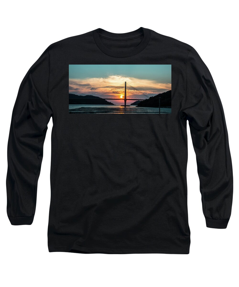 Bridge Long Sleeve T-Shirt featuring the photograph Sunset on the bridge by Hyuntae Kim