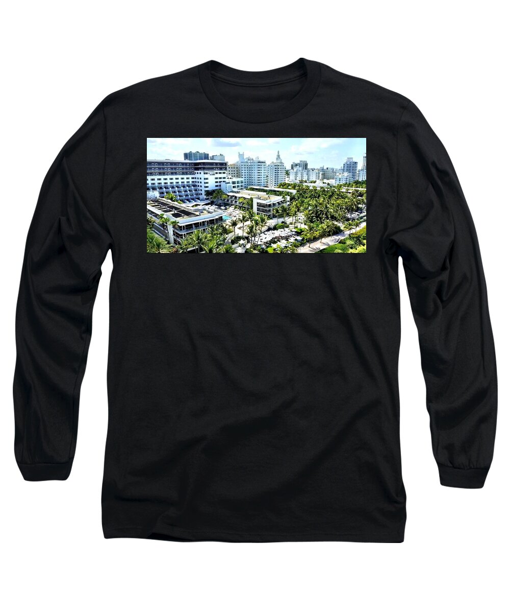 South Beach Long Sleeve T-Shirt featuring the photograph The Stay by Michael Albright