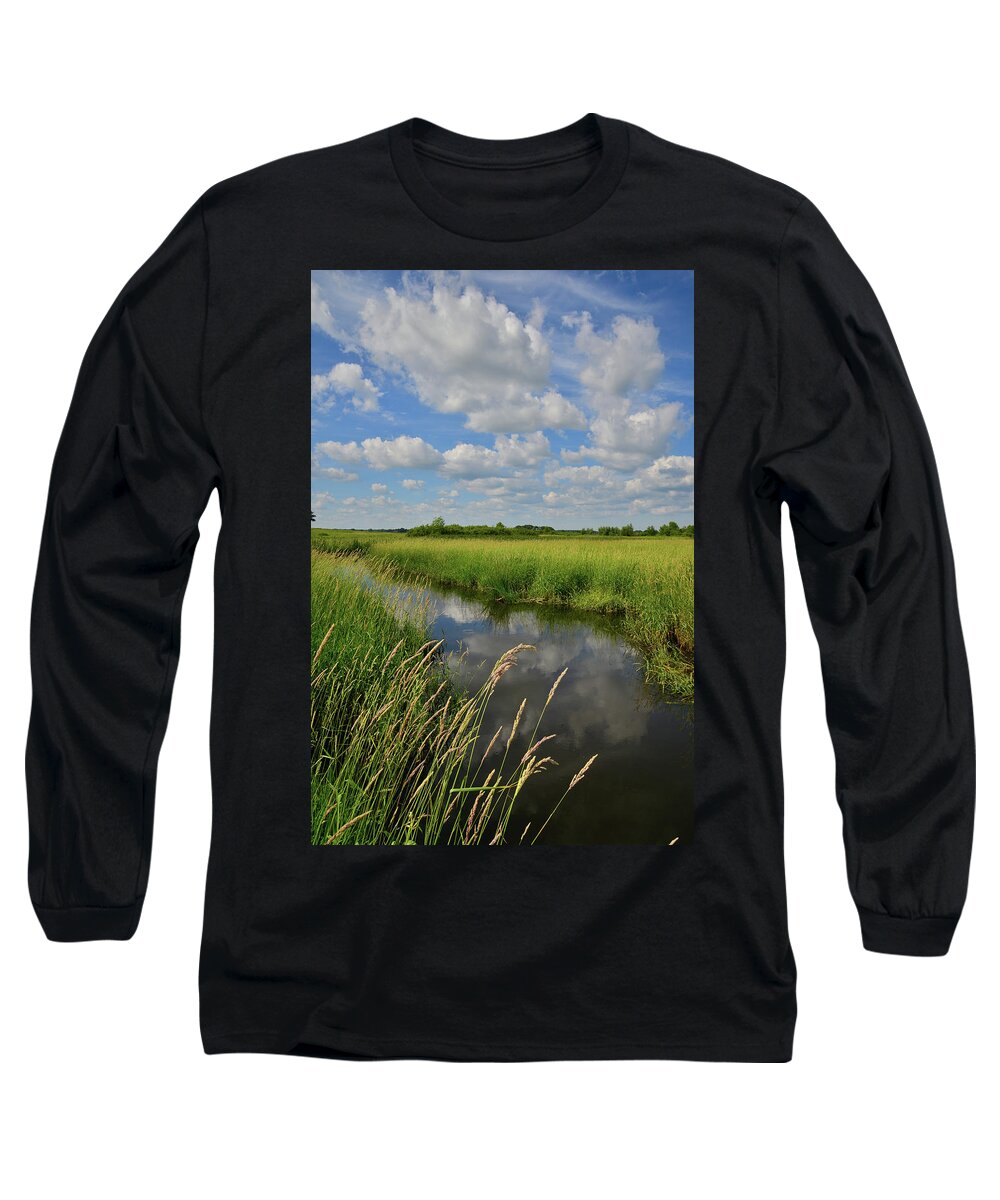 Glacial Park Long Sleeve T-Shirt featuring the photograph The Wetlands of Hackmatack National Wildlife Refuge by Ray Mathis